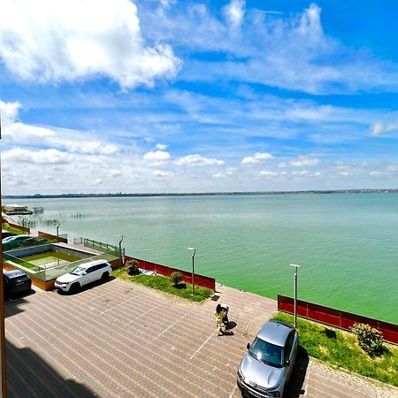 Sophia Lake View Suite Mamaia Esterno foto