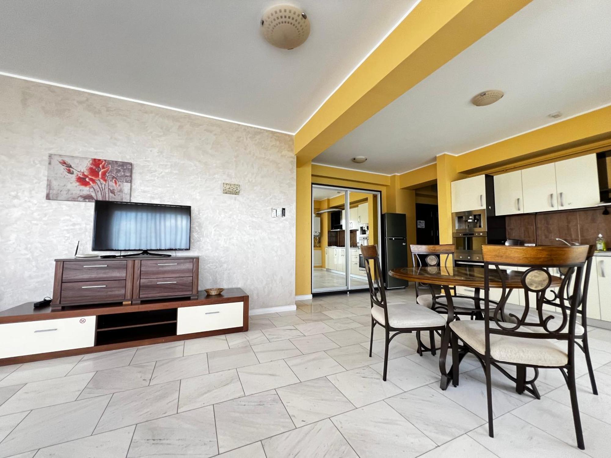 Sophia Lake View Suite Mamaia Esterno foto