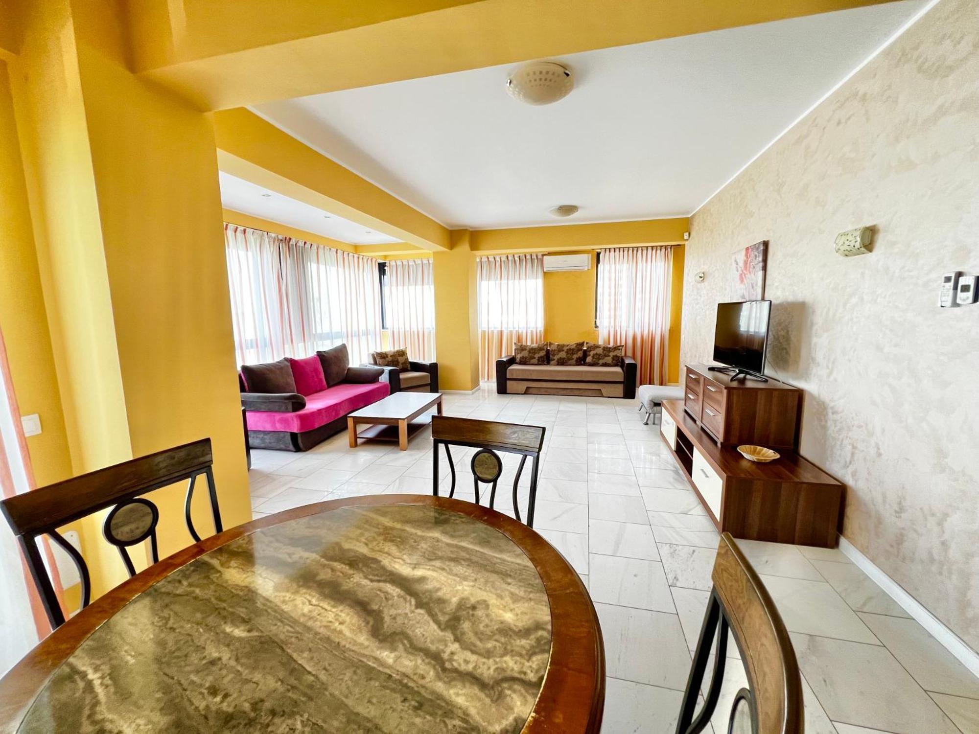 Sophia Lake View Suite Mamaia Esterno foto